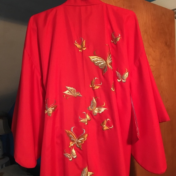 Vintage Embroidered Robe - Picture 3 of 7